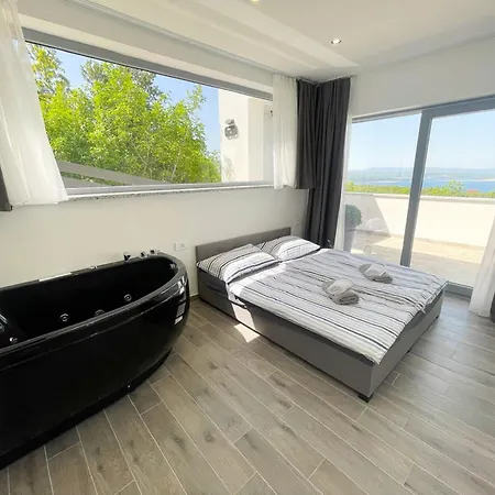 With Bubble Bath , Sauna And Sea View Holiday home Crikvenica