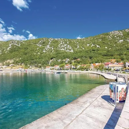 Holiday home With Bubble Bath , Sauna And Sea View *