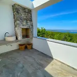 With Bubble Bath , Sauna And Sea View *