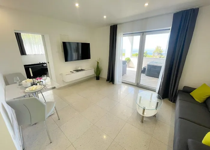 With Bubble Bath , Sauna And Sea View