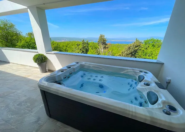 別荘 With Bubble Bath , Sauna And Sea View *